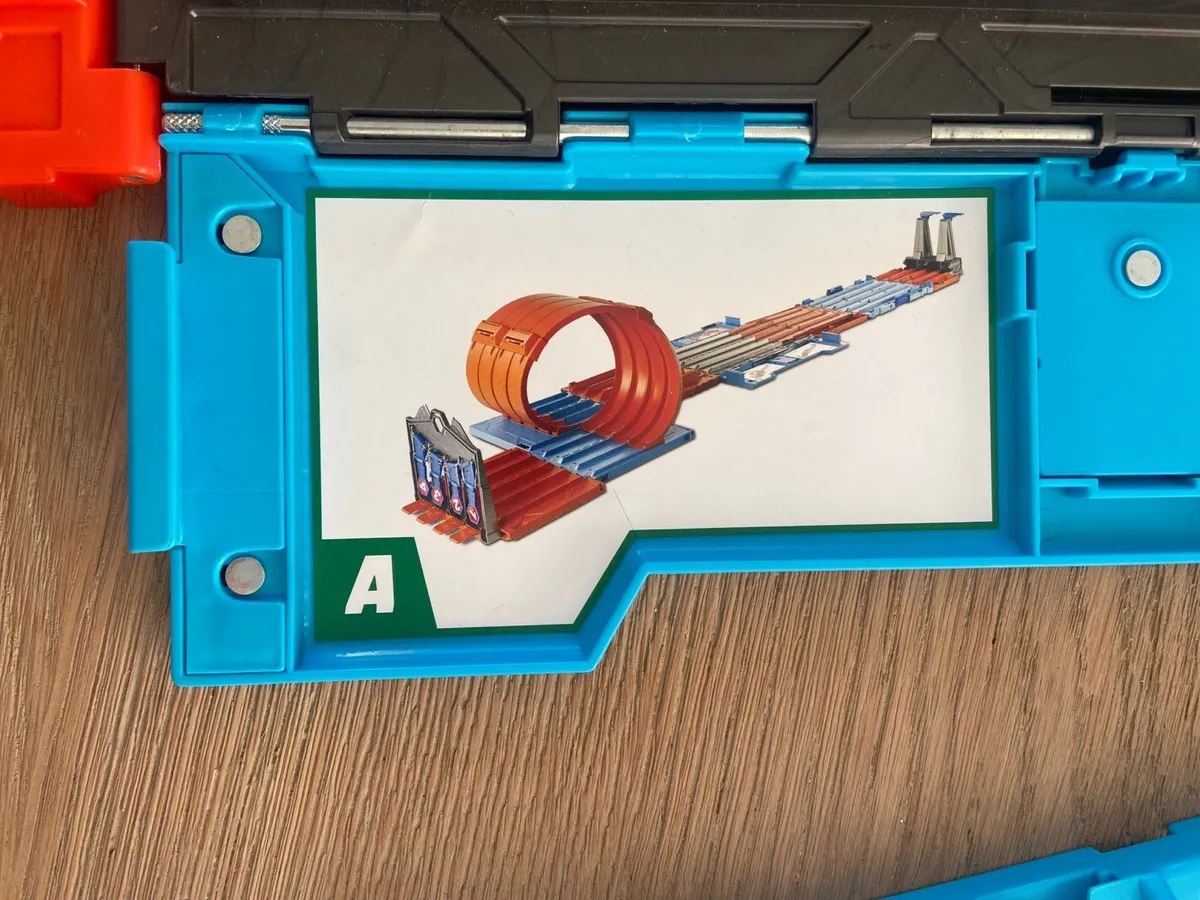 Hot Wheels Race Crate Track Builder - Image 4