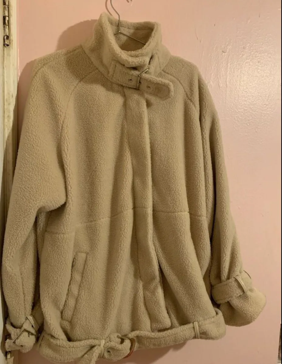 beige teddy borg fleece jacket - Image 1