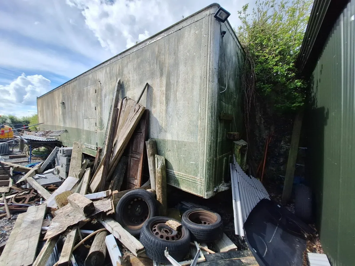 Container body 45ft good and solid - Image 3