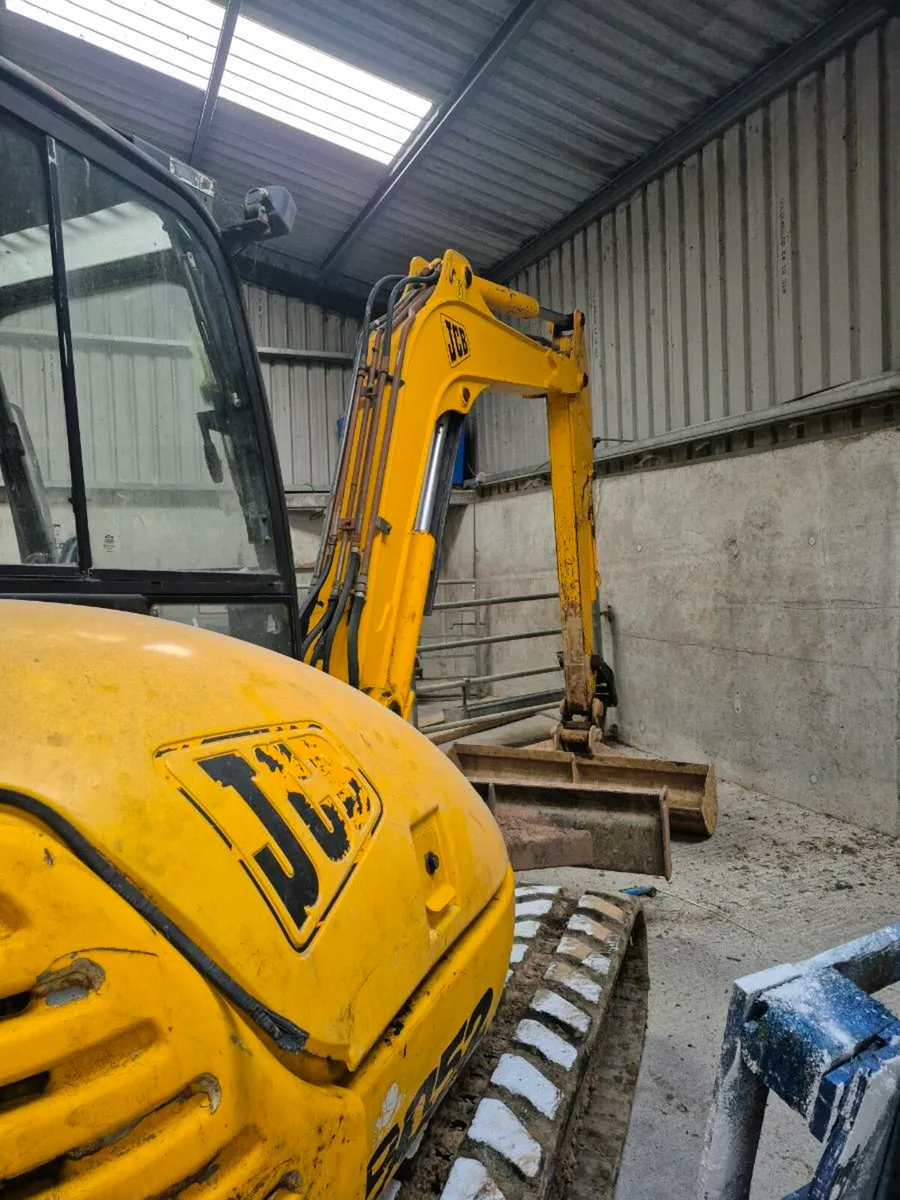 Jcb 5.5 ton mini digger - Image 3
