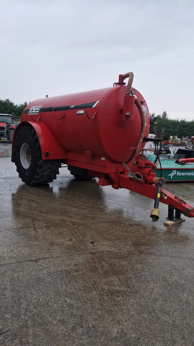 Hi-Spec 2000 Gallon Slurry tank - Image 4