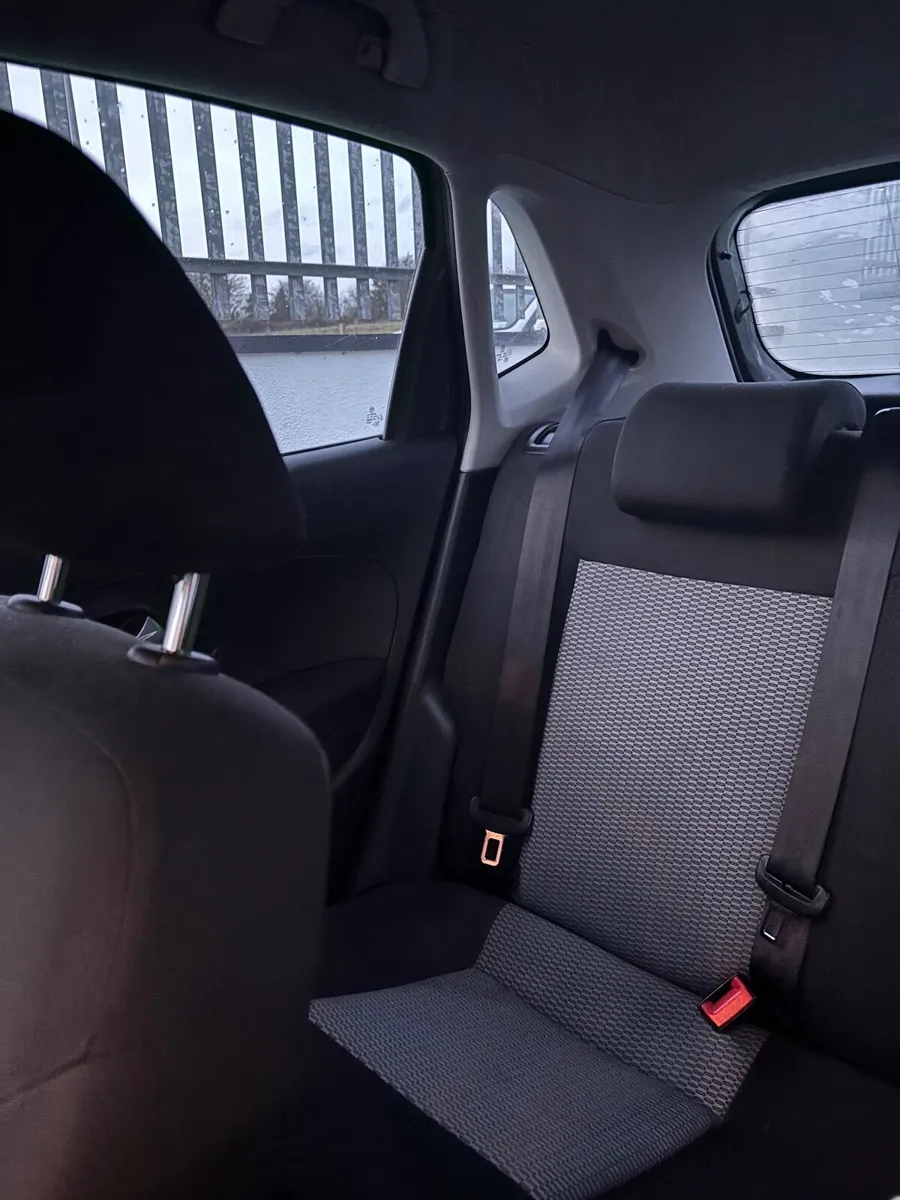 *ON HOLD* Volkswagen Polo - Image 3