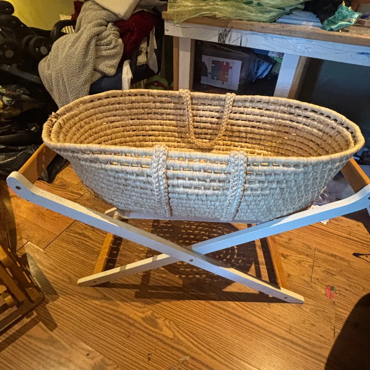 Baby Moses basket - Image 1