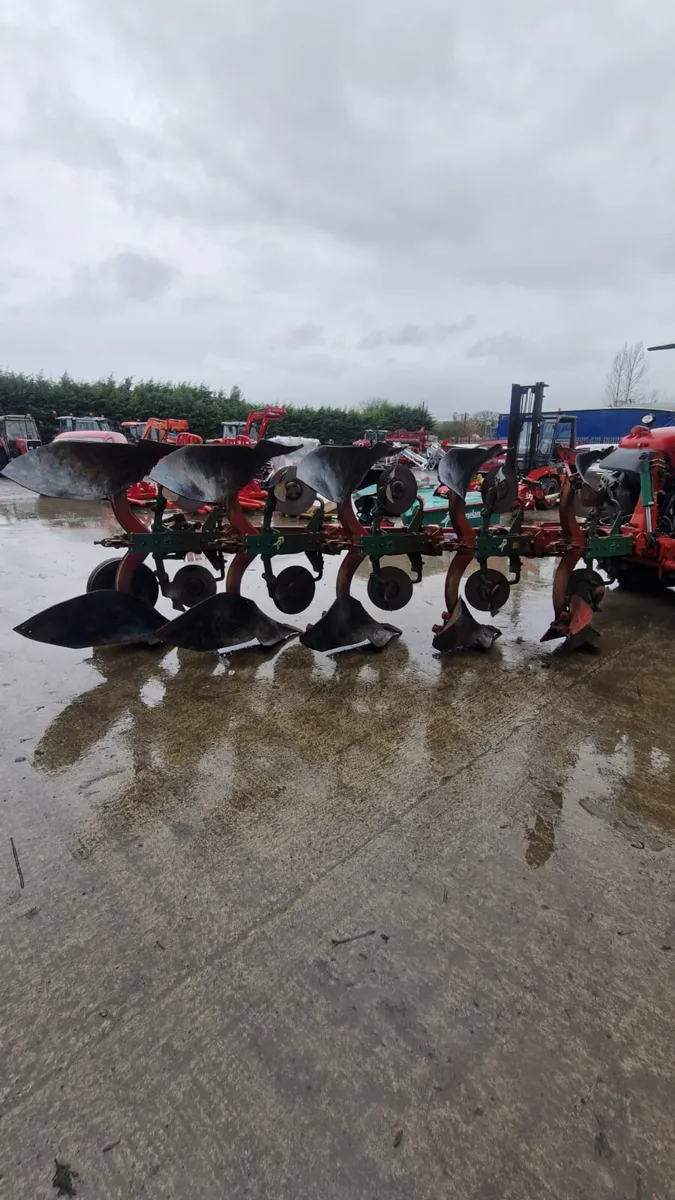 Kverneland ED85/200 5 Furrow Plough - Image 2