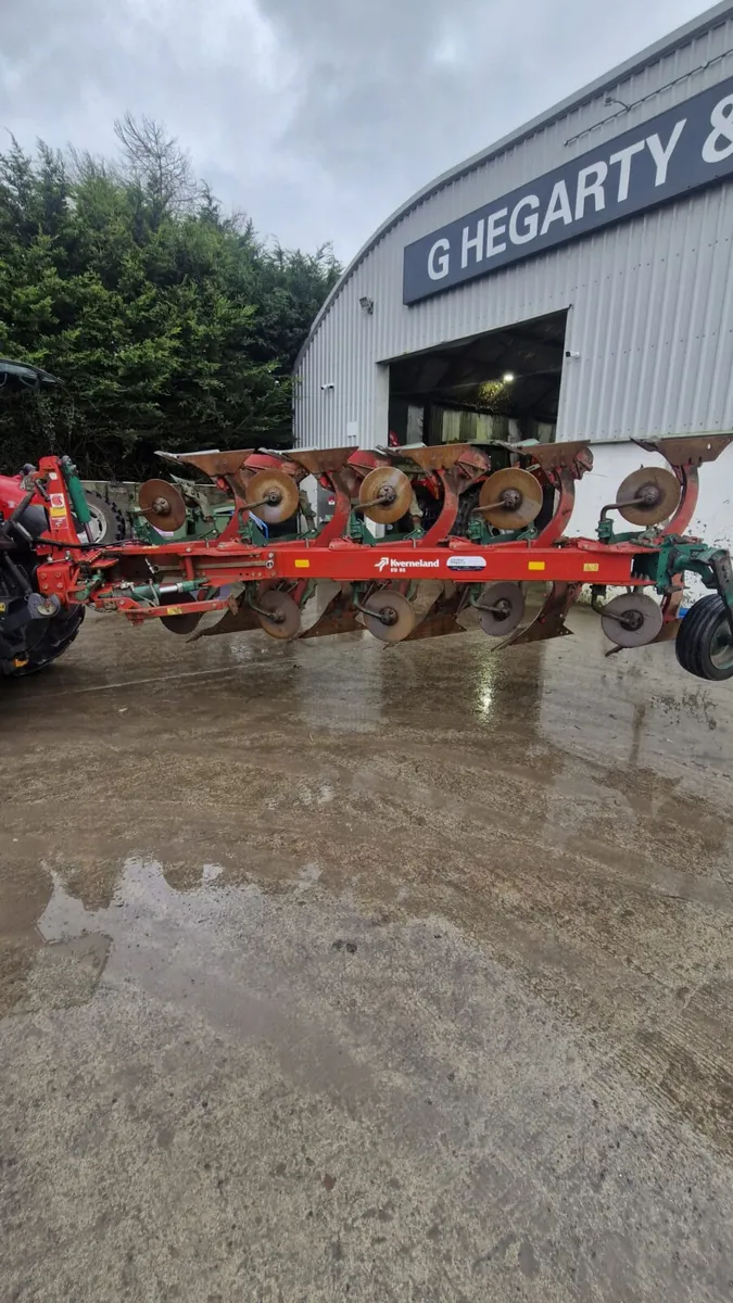 Kverneland ED85/200 5 Furrow Plough - Image 1