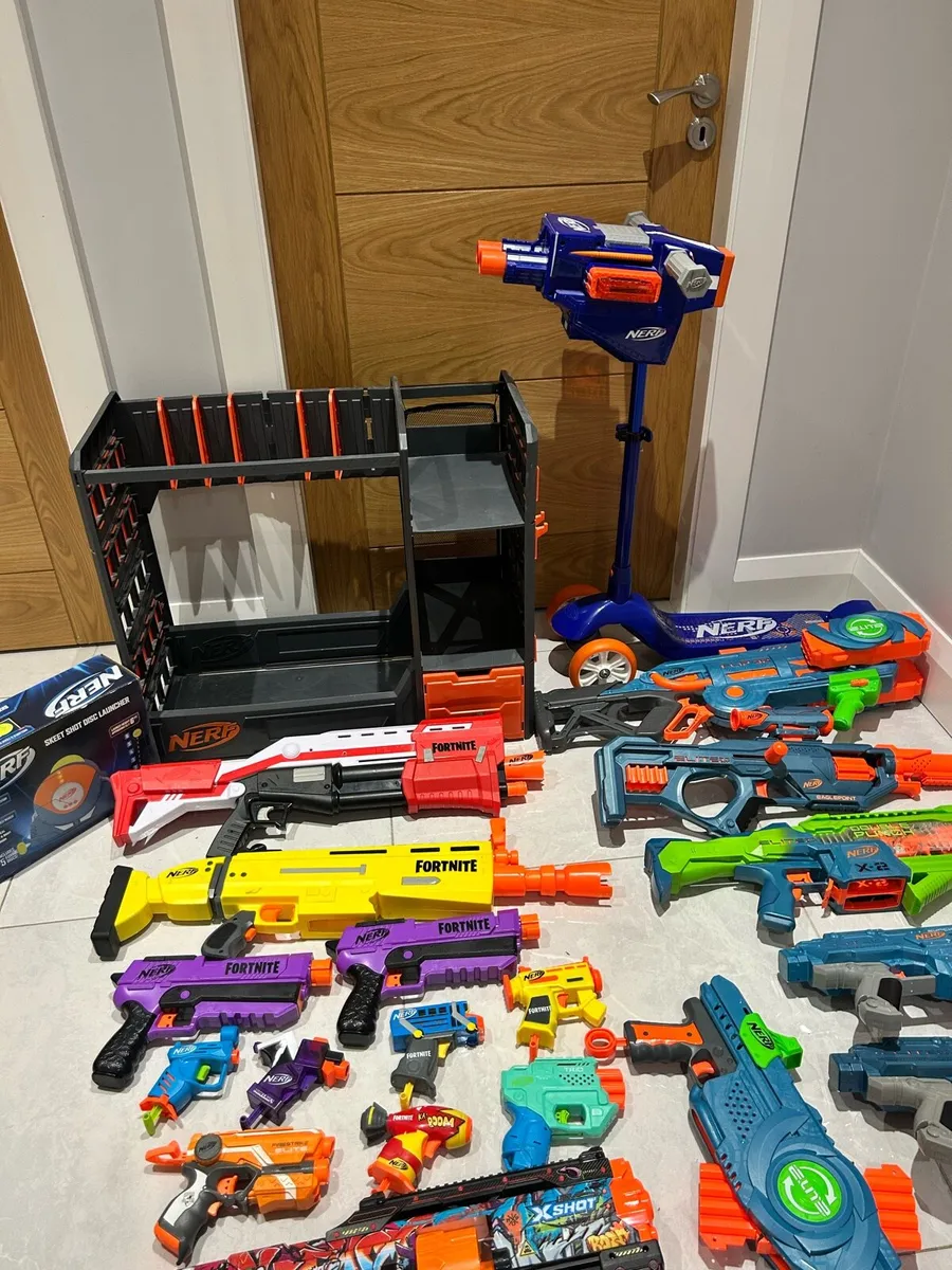 Huge collection of Nerf Guns, Gun Rack & Scooter - Image 2