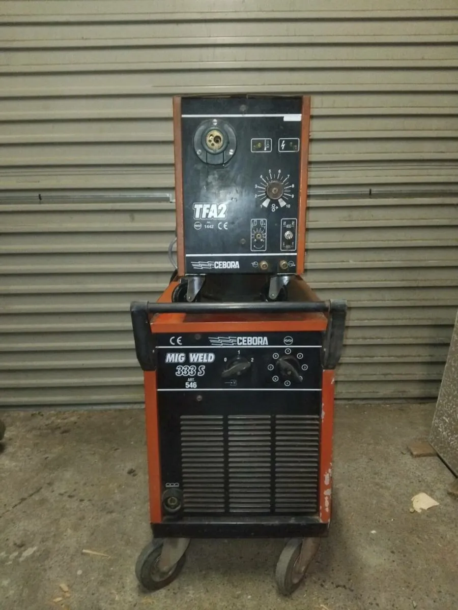 Mig welder - Image 1