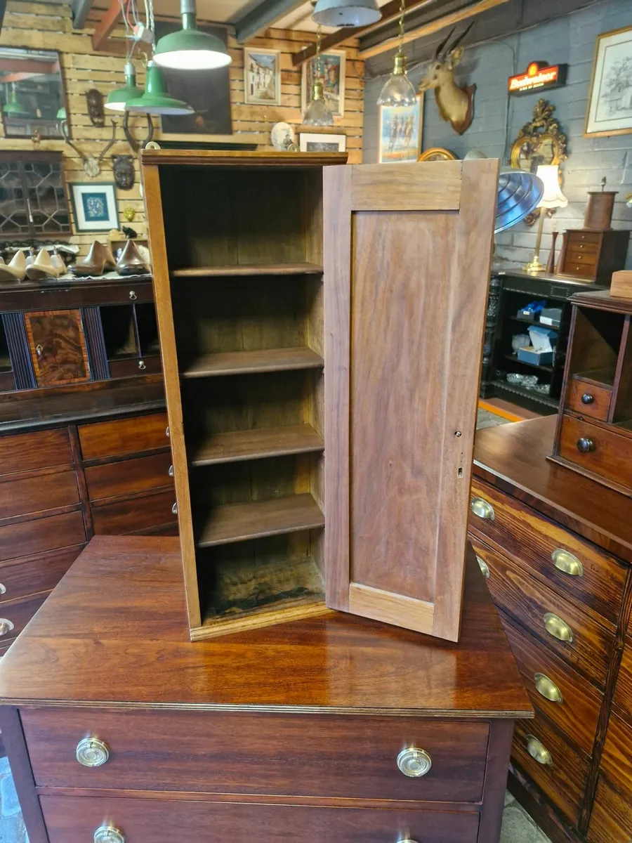 Cabinet - Image 4