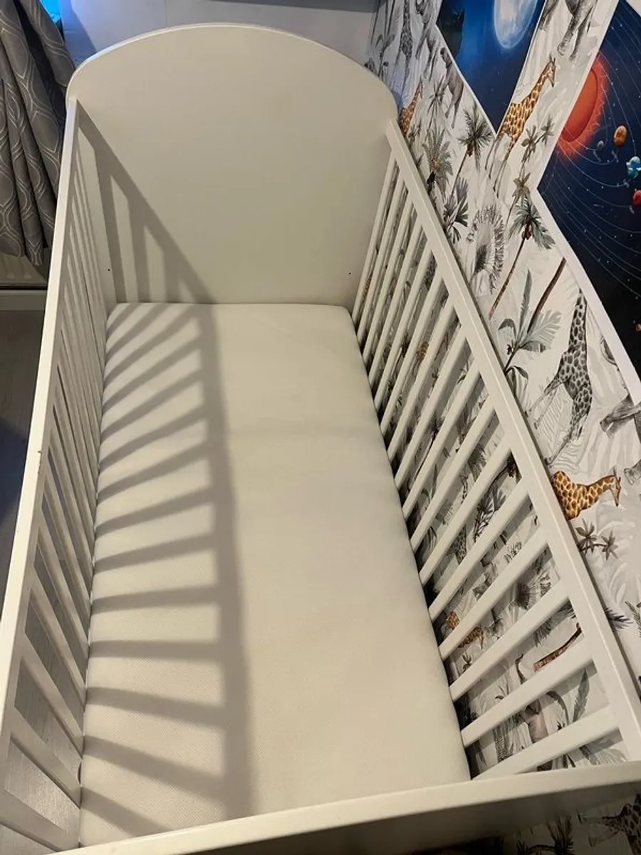 IKEA Cot / Toddler Bed & Mattress included - Image 3