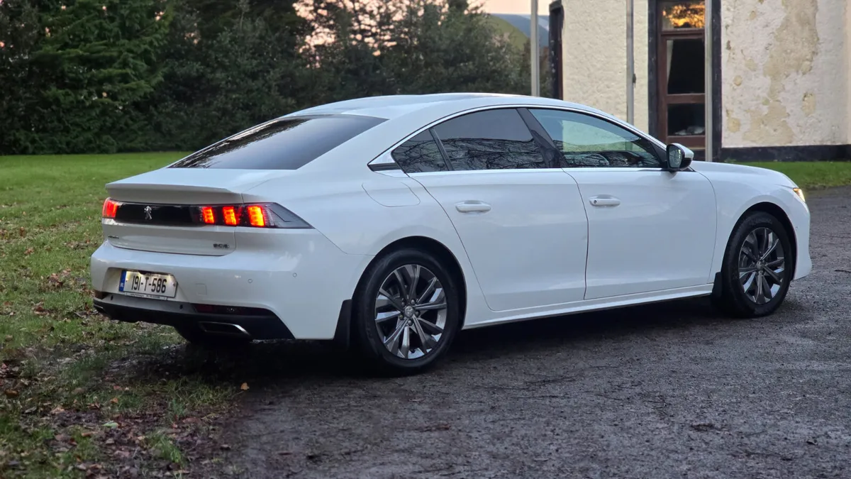 2019 Peugeot 508 Allure 1.5 Blue HDI - Image 4
