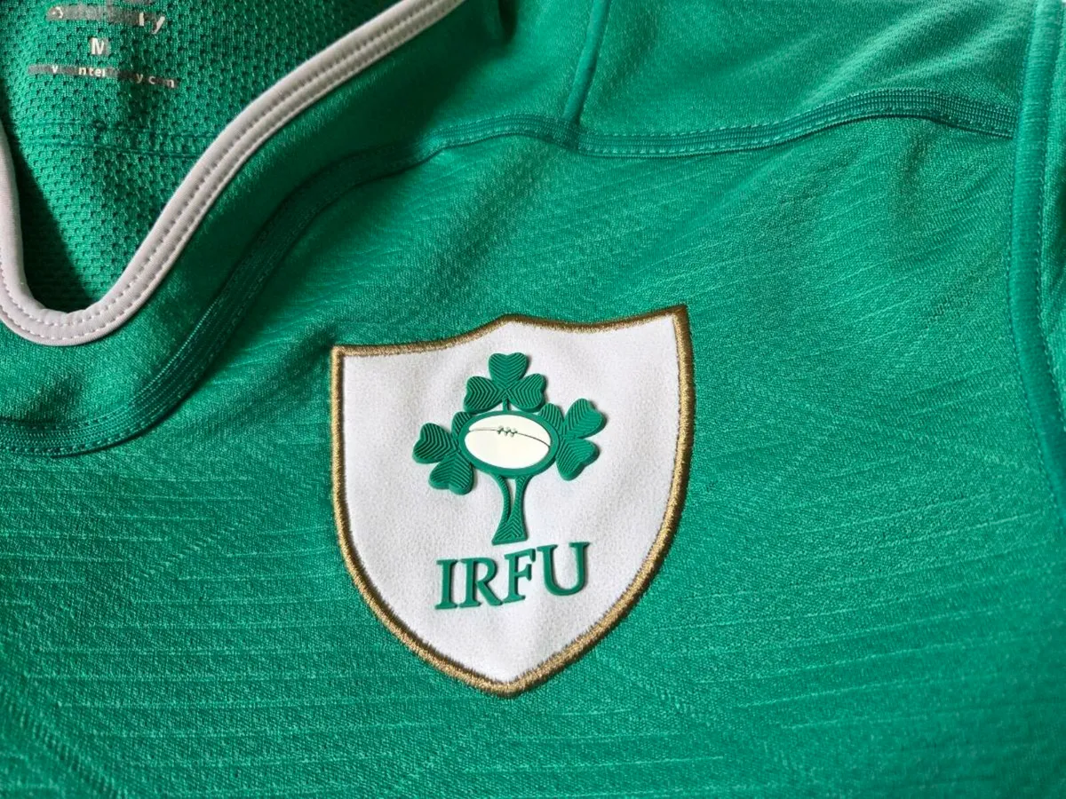 Ireland Rugby Union Home Pro Jersey 2015 to 2016 M - Image 3