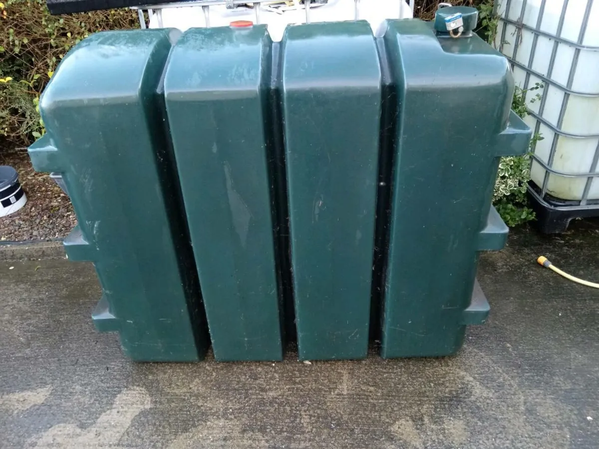 Oil tank for sale, - Image 1
