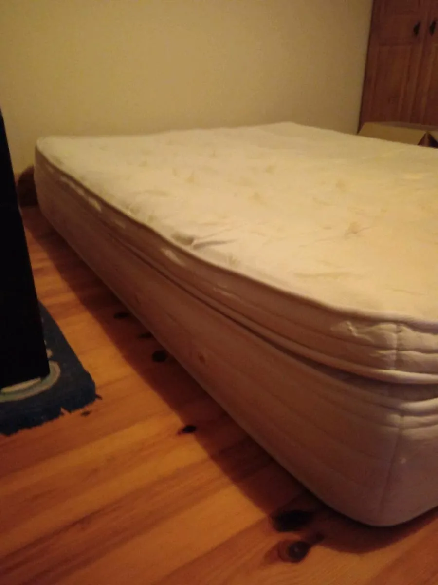 Mattress - Image 2