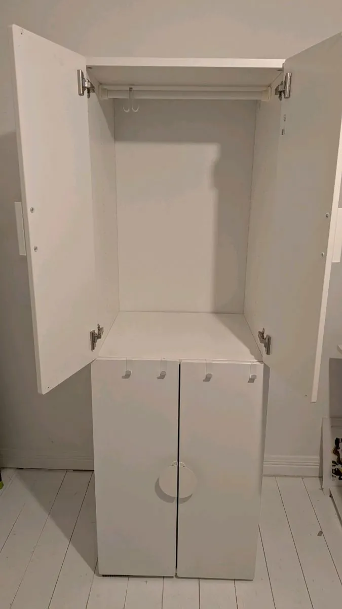 Kids wardrobe - Image 2