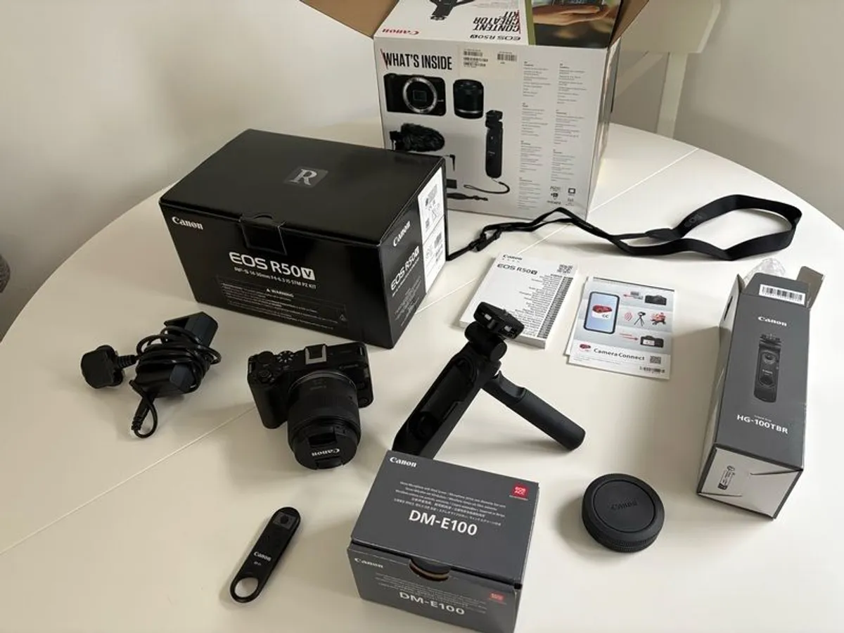 Canon R50v Content Creator kit - Image 2