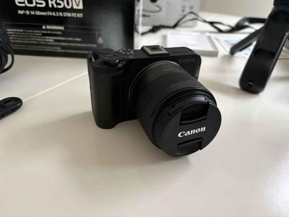 Canon R50v Content Creator kit - Image 3