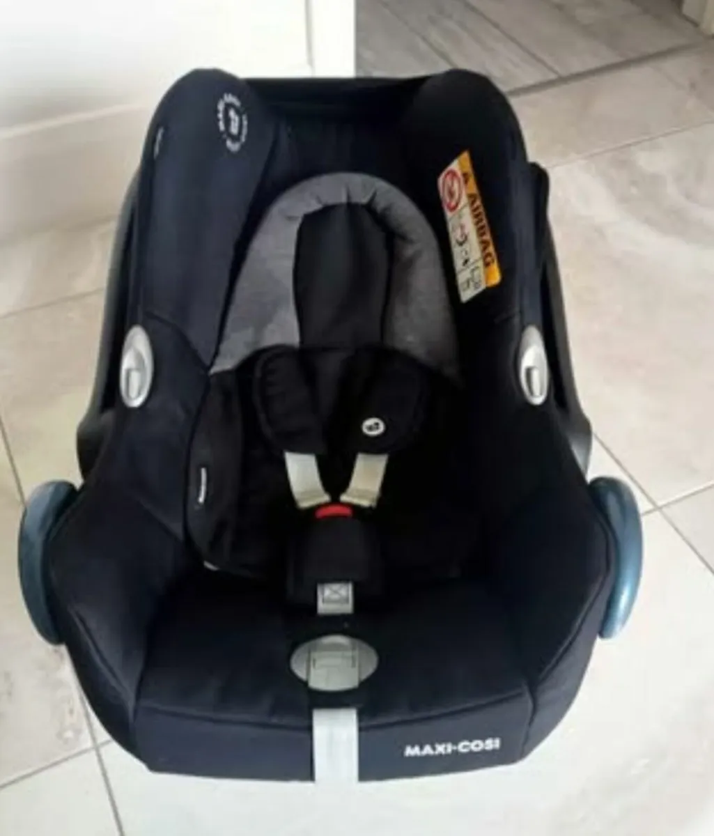 Car Seat - Image 2