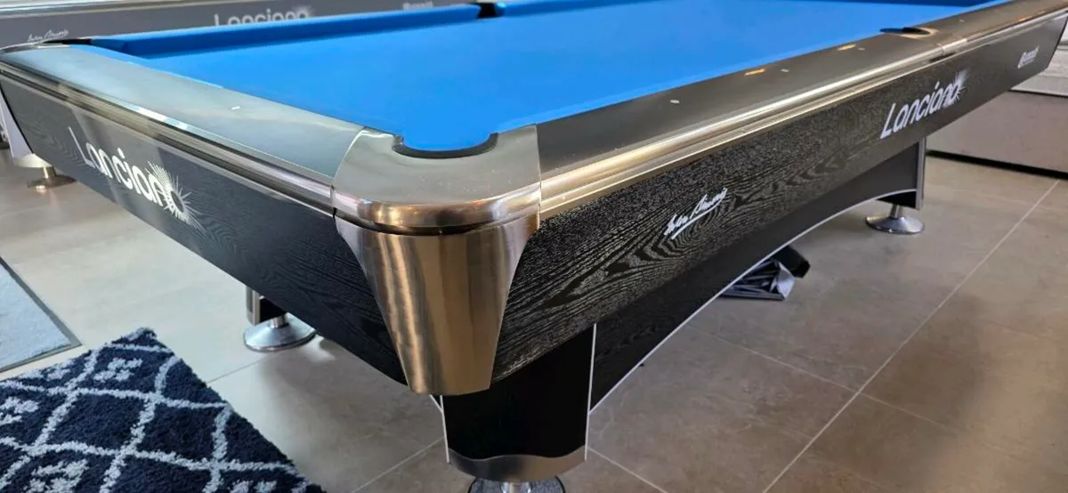 9ft American pool table 🎱🎱🎱 - Image 2