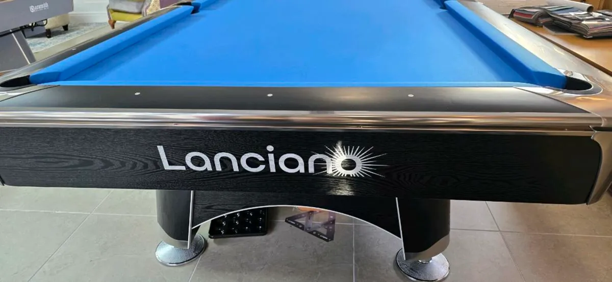 9ft American pool table 🎱🎱🎱 - Image 3