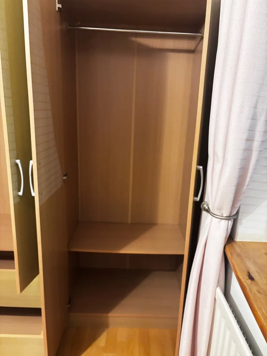 Wardrobe - Image 3