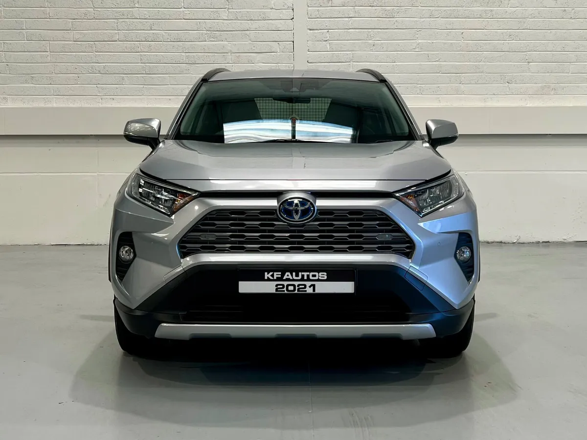 Toyota Rav4 Hybrid Sol 2.5L 178bhp Auto - 211 Reg - Image 2