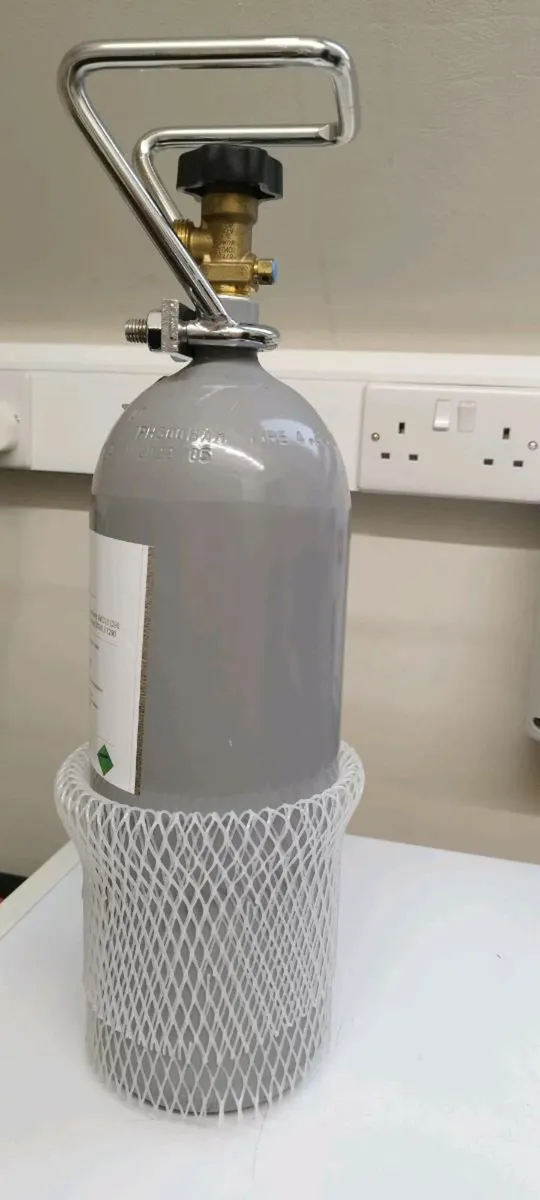 CO2 Cylinder 2 kg (Empty) - Image 2