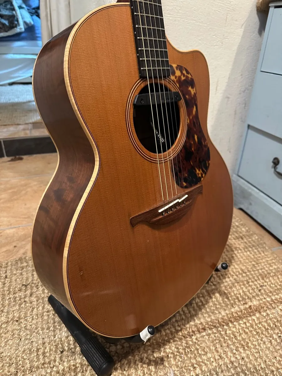 Lowden f23 c   excellent ,  Taylor 712 ce  as new - Image 2