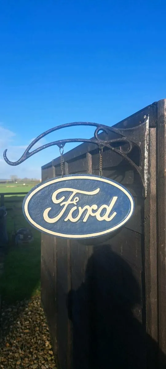 Ford hanging cast iron sign - Image 1