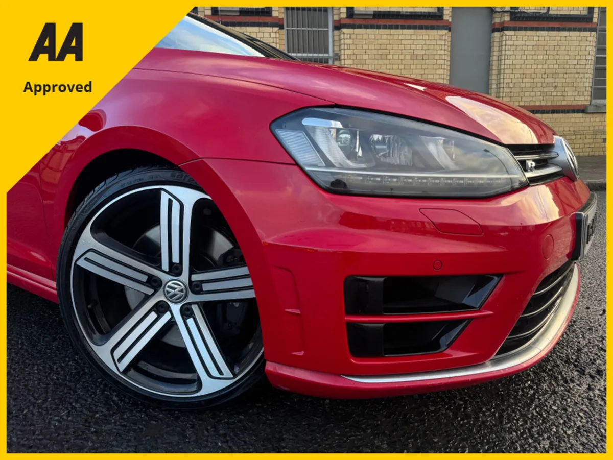Volkswagen Golf 'R' 2.0 TSI 300BHP * 1 YEA - Image 2