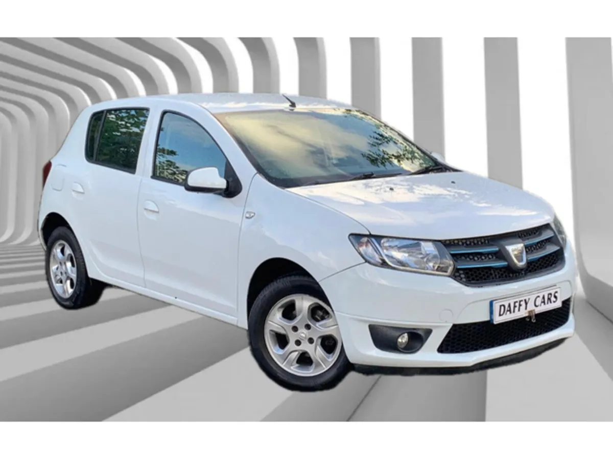 Dacia Sandero SIGNATURE 1.2 7 4DR - Image 2
