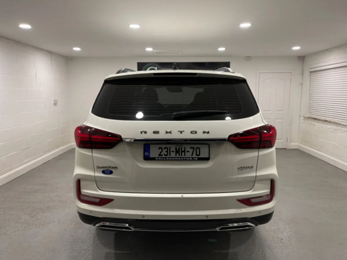 SsangYong Rexton G4 2.2 P/T 4WD 2 SEAT COM 4DR***M - Image 3