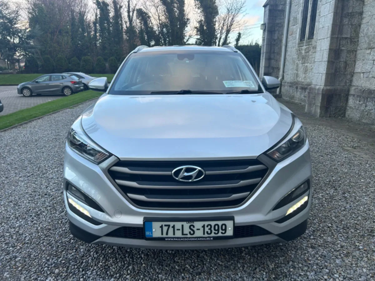 Hyundai Tucson 1.7 CRDI SE BL/DR 5DR - Image 1