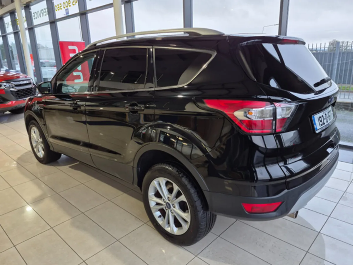 Ford Kuga TITANIUM 1.5 120PS FWD 4DR - Image 4