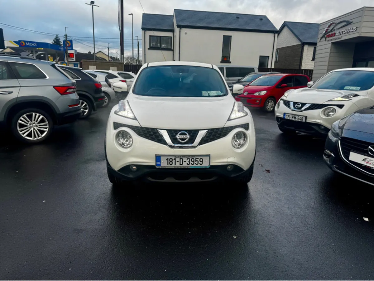 Nissan Juke 1.2 SV PREMIUM - LOW MILAGE - Image 3