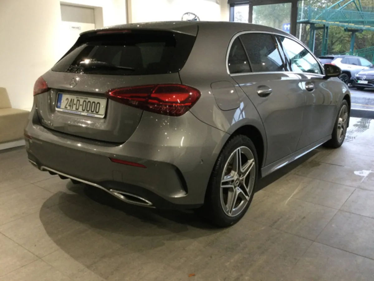 Mercedes-Benz A-Class 250e AMG LINE EXECUTIVE PLUG - Image 2