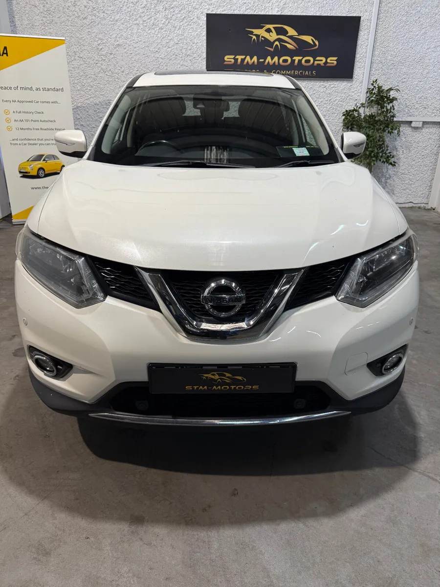 Nissan X-Trail 2016 7 seater Panoramic roof - Image 4