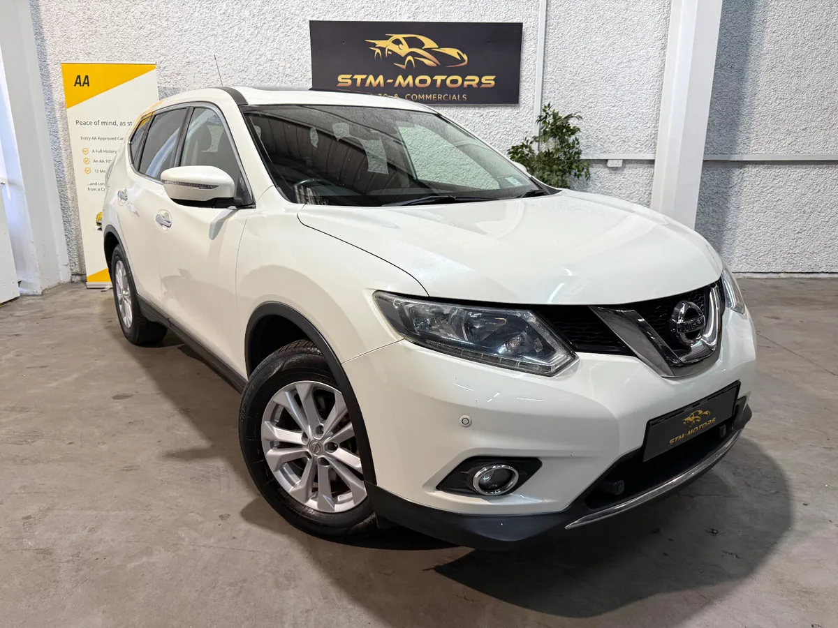 Nissan X-Trail 2016 7 seater Panoramic roof - Image 2