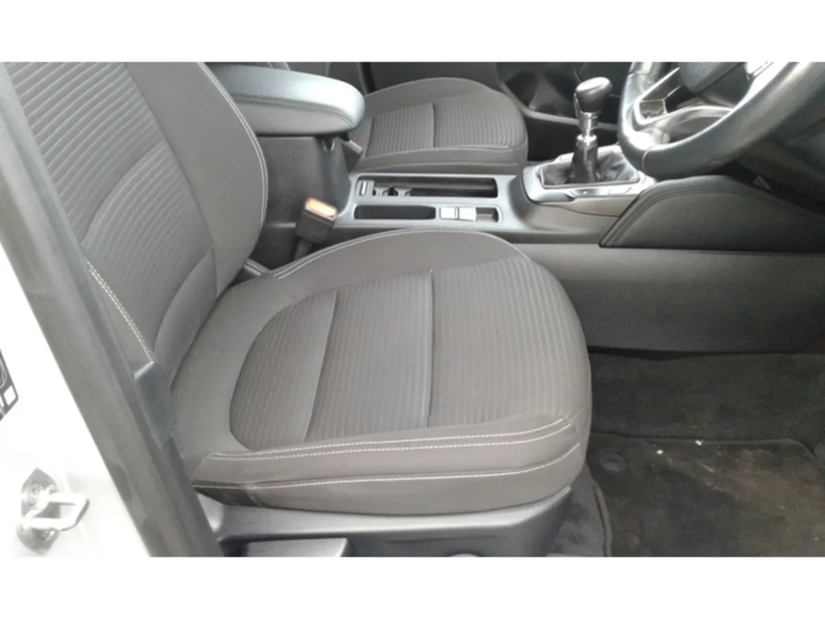 Ford Kuga TITANIUM 1.5 TDI 120 5DR - Image 4