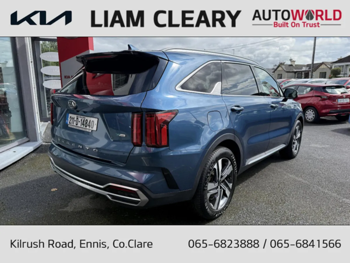 Kia Sorento PHEV K4 5DR AUTO - Image 3