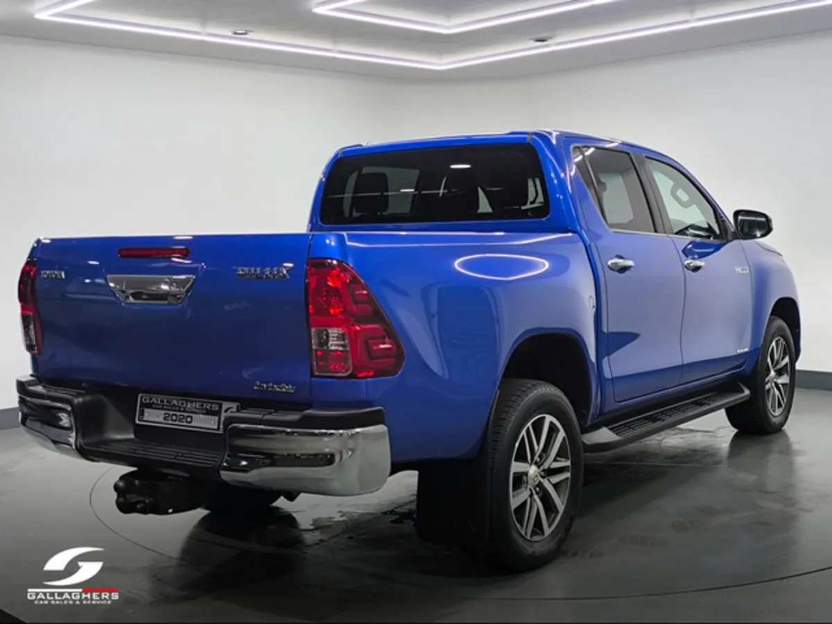 Toyota Hilux (201) INVINCIBLE 2.4 D-4D 4WD AUTO - Image 4