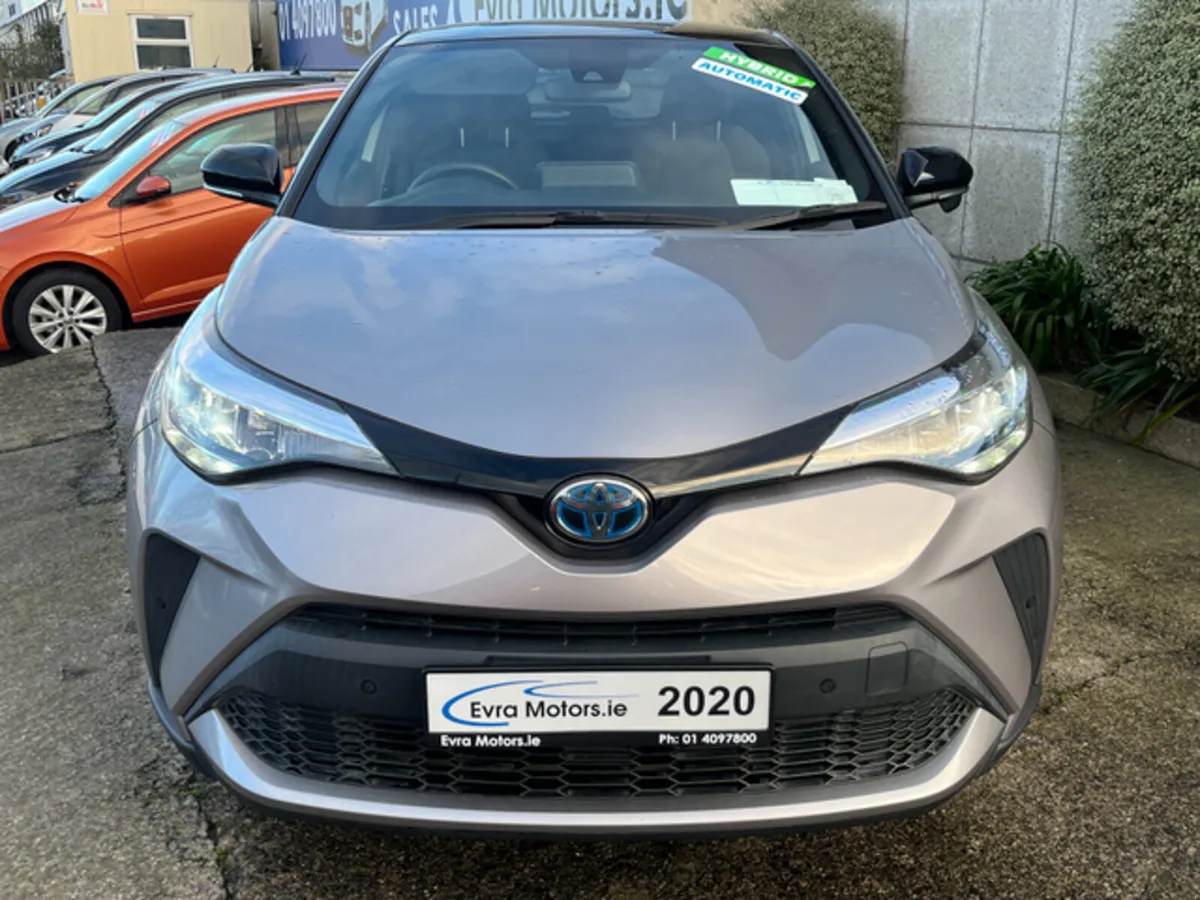 Toyota C-HR S HYBRID AUTOMATIC 1.8 PETROL //ADAPTI - Image 2