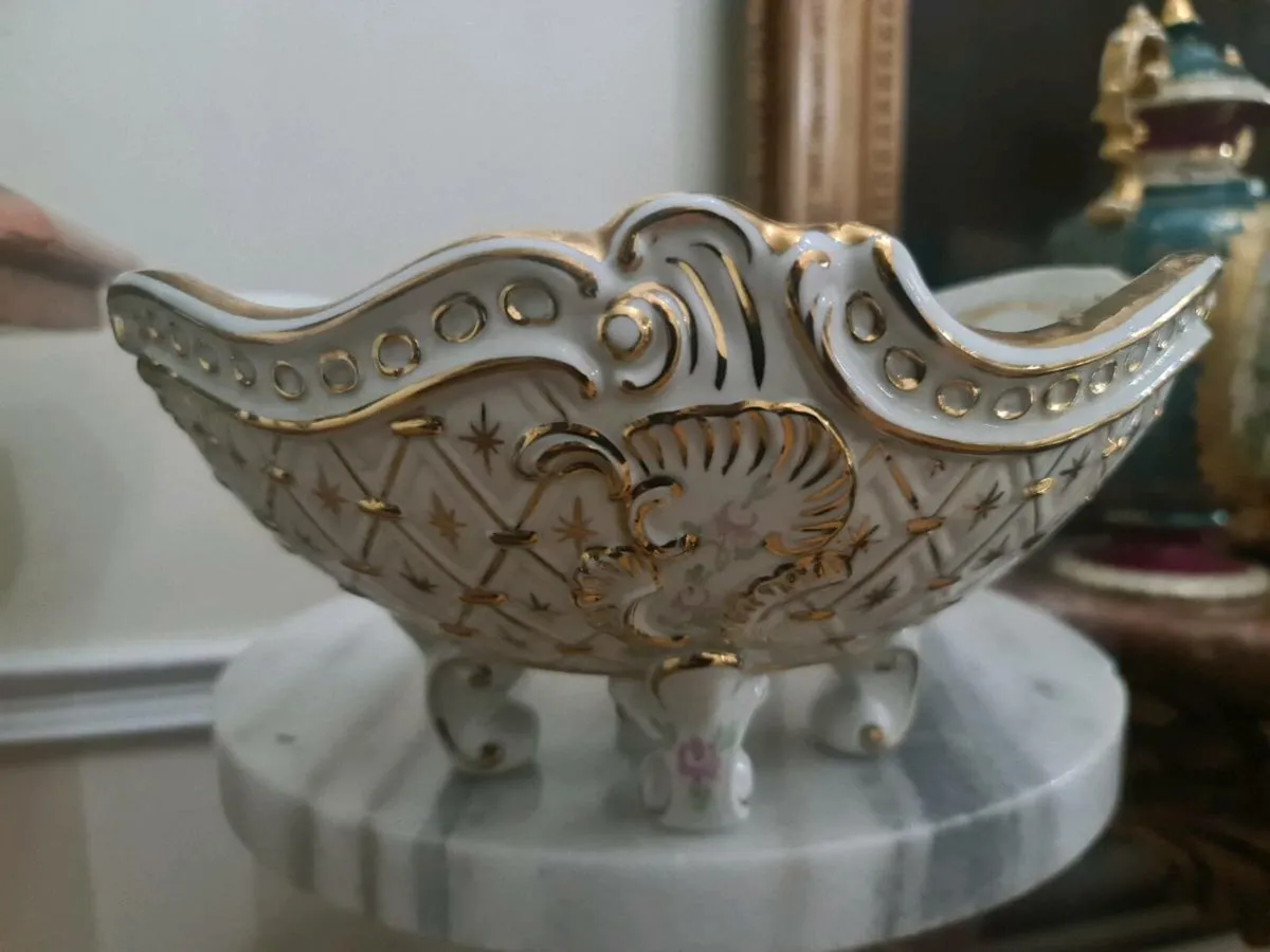 Antique Irish Dresden Centre piece POSTAGE AVAILAB - Image 3