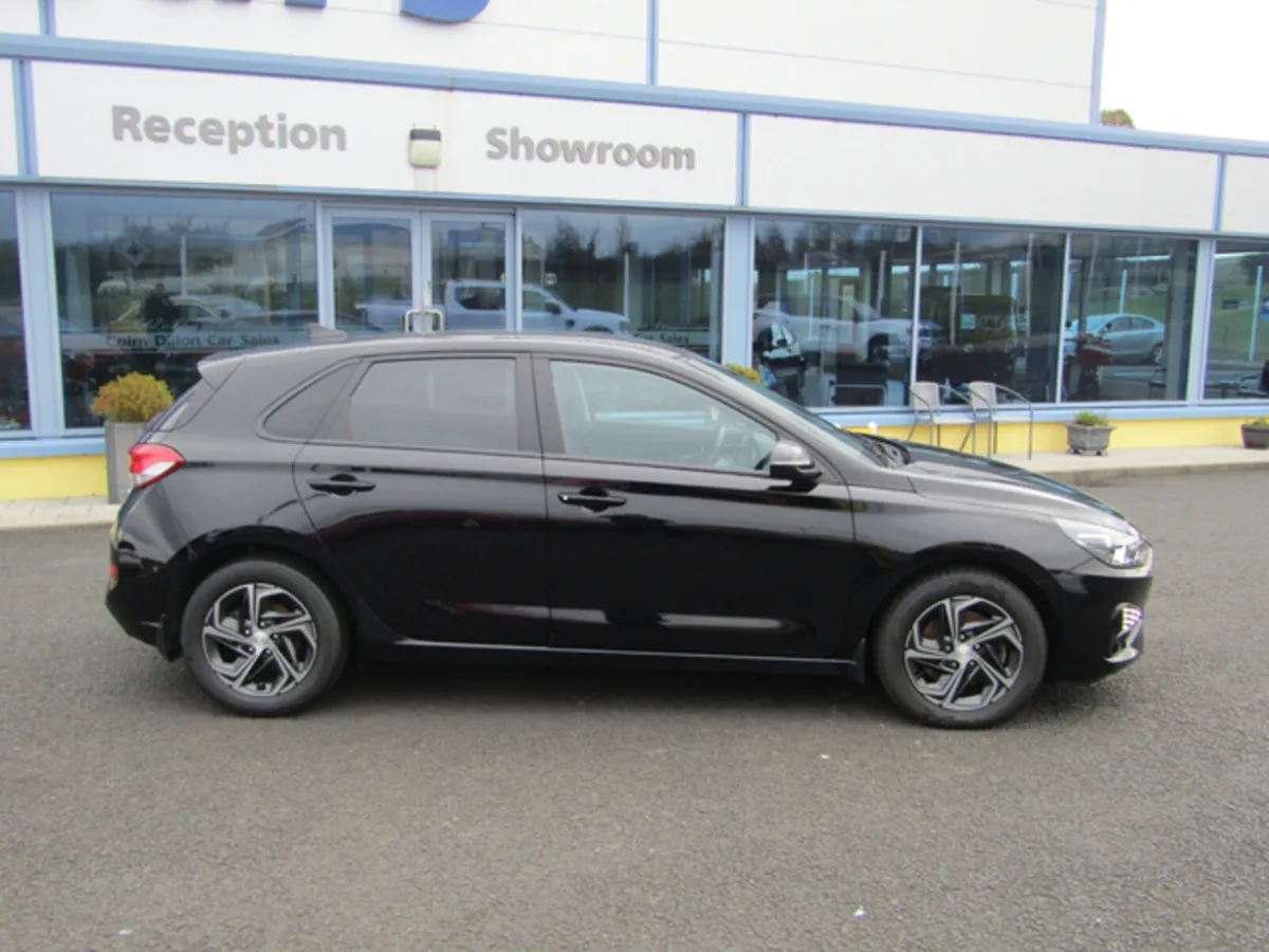 Hyundai i30 I 30 DELUXE 5DR - Image 3