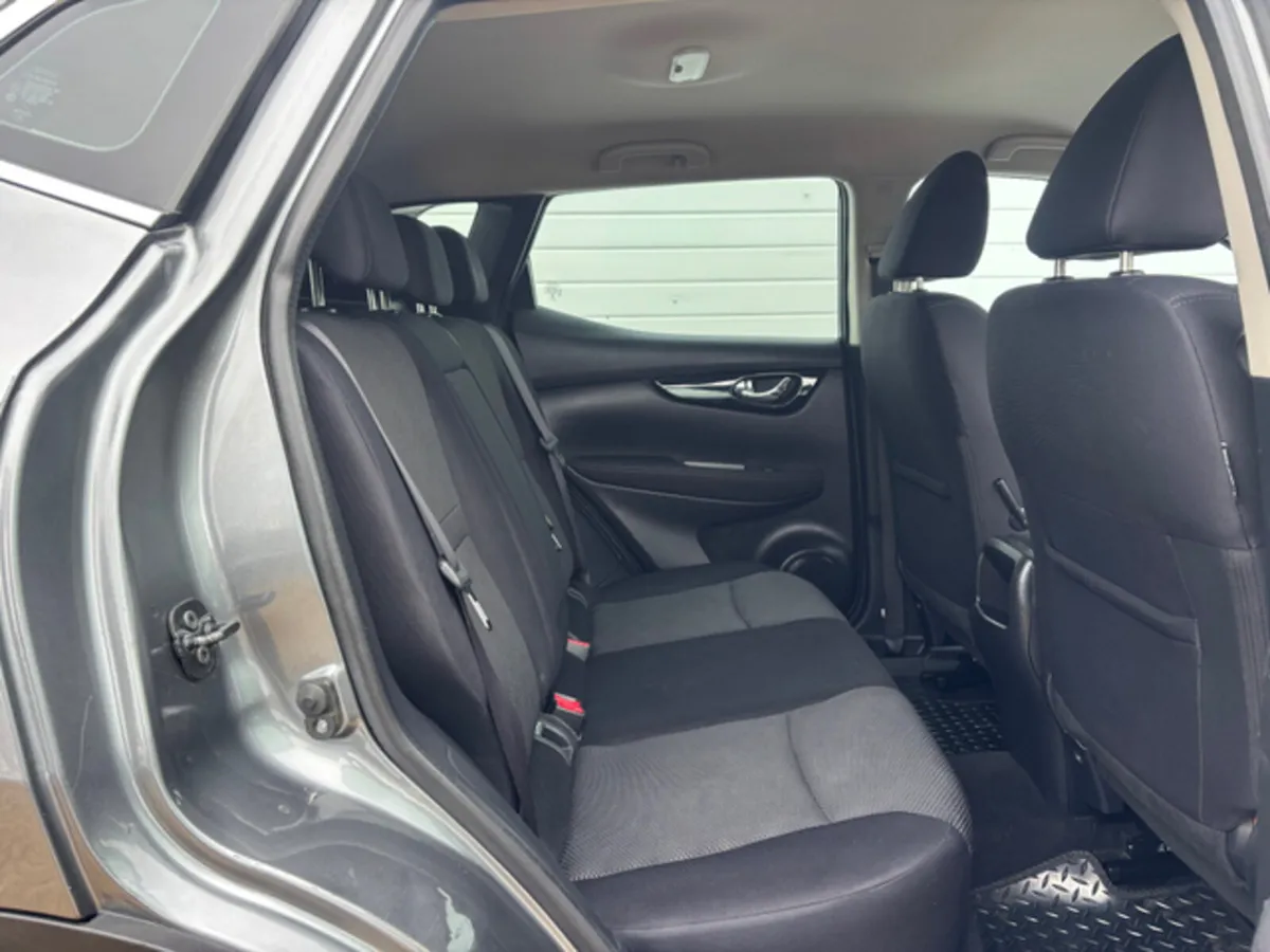 Nissan Qashqai 1.5 DCI ACENTA SMART V VISION 110PS - Image 4