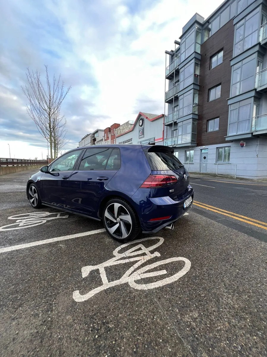 Volkswagen Golf  GTI DSG 2018 - Image 3