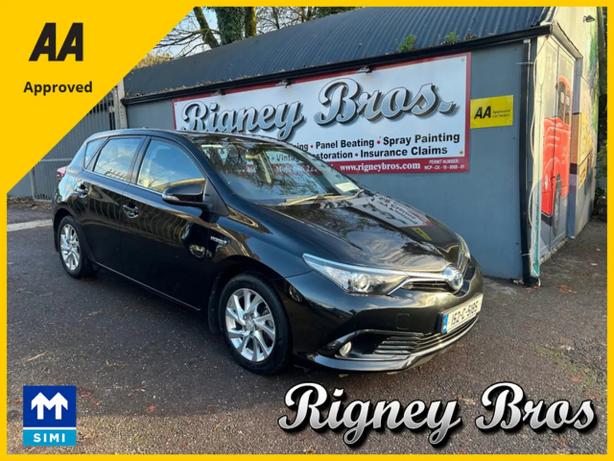 Toyota Auris 1.8 HYBRID LUNA 4DR AUTO - Image 1