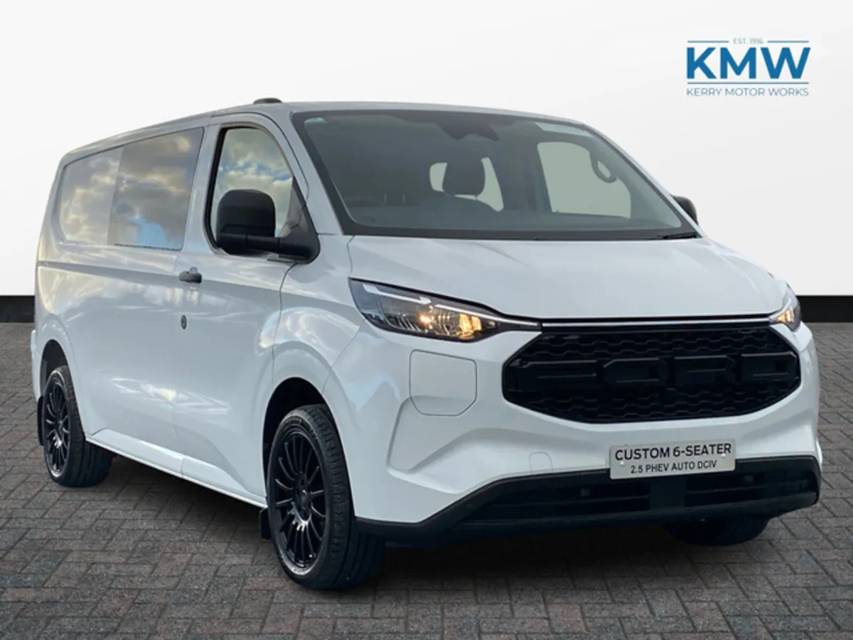 Ford Transit Custom 2.5 LWB Crew Cab 6 Seater PHEV - Image 3