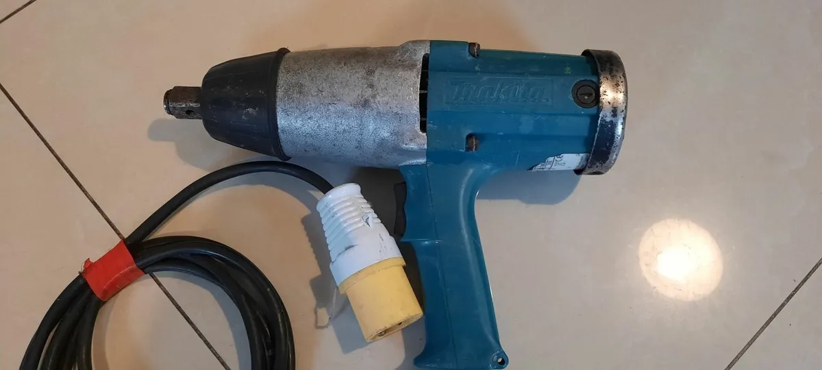 Makita 6906 19mm impact wrench 110v "Refurbished" - Image 1