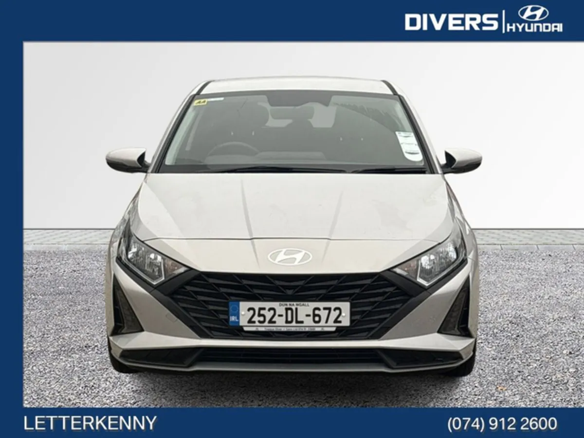 Hyundai i20 Deluxe Plus - Image 3