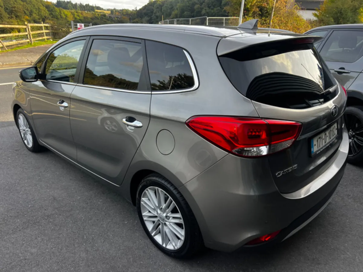 Kia Carens OR RONDO EX 5DR - Image 4